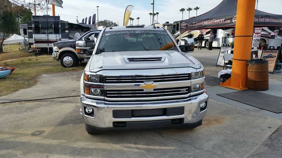 2018-chevy-3500hd-front-view