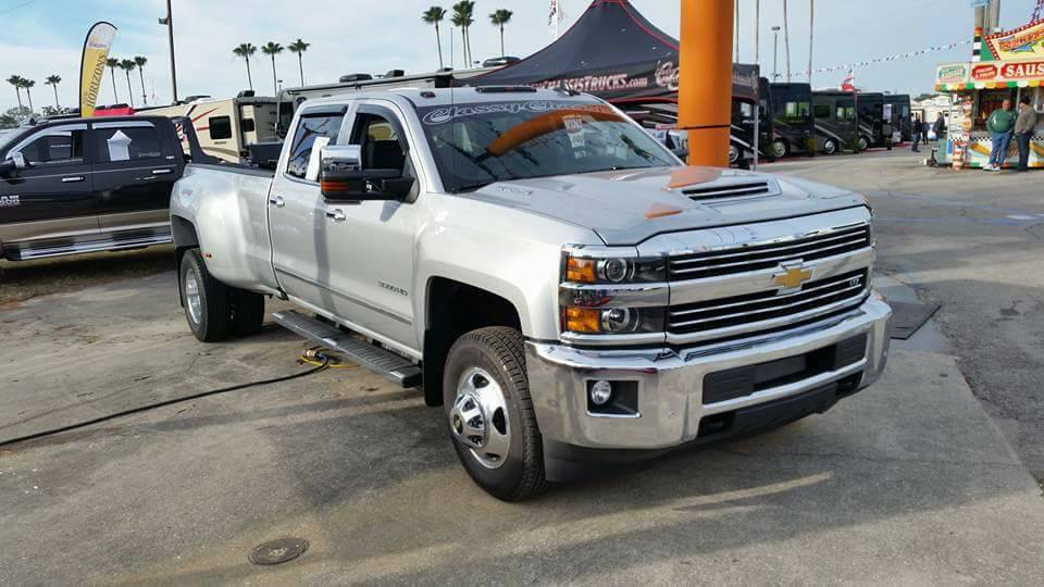 2018-chevy-3500hd-front-angled-view