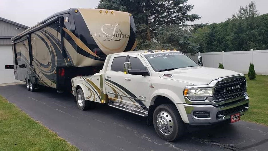 suite-and-hauler-package