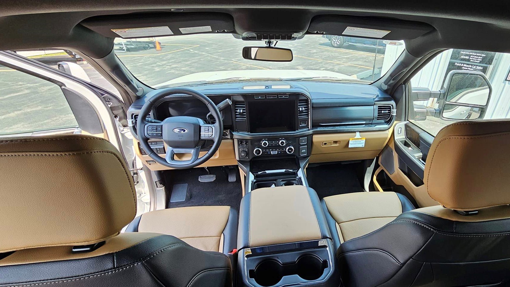 2023Ford-F550-inside-view